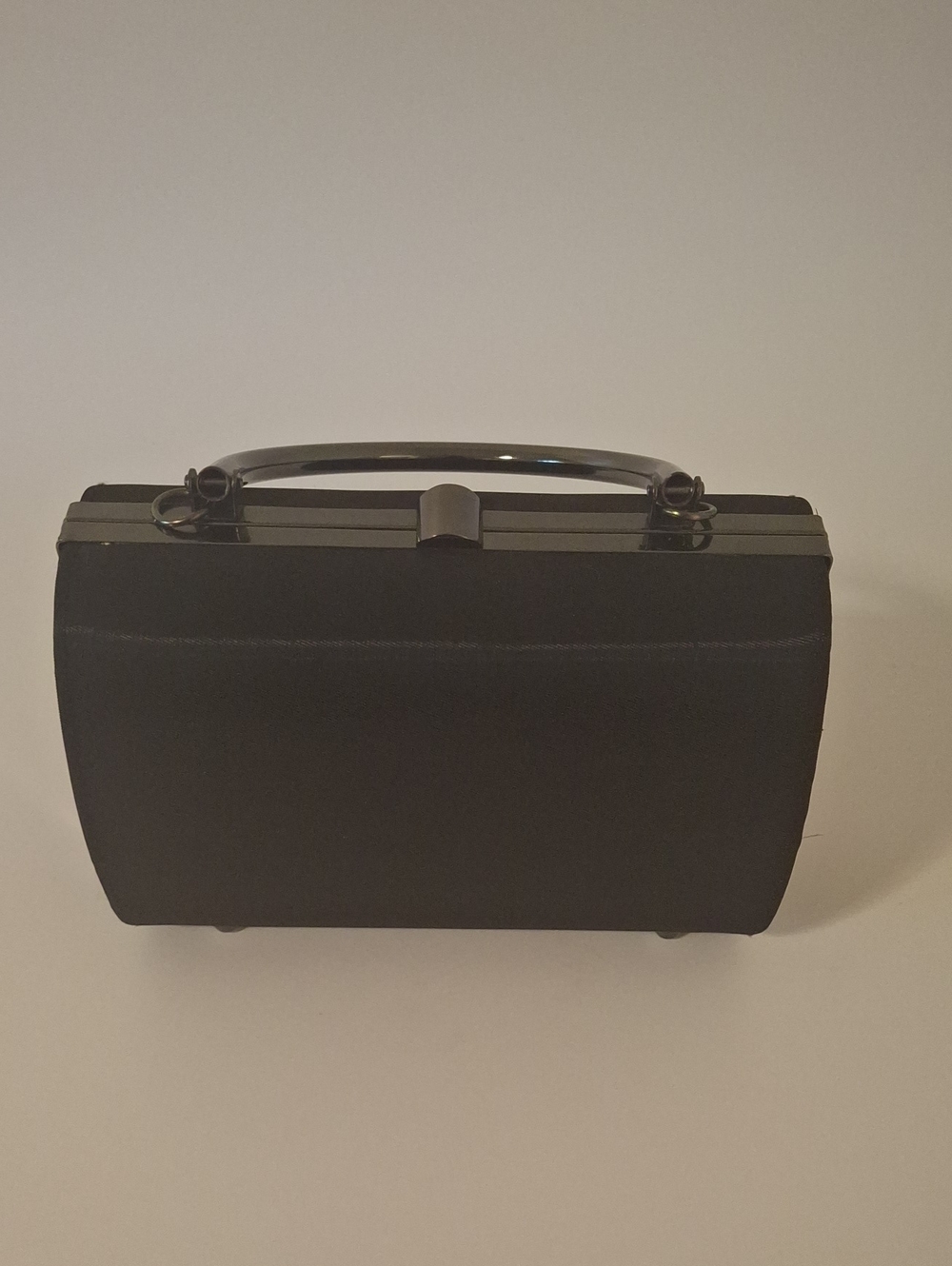 Indeed Classic Black Men's Handbag - Sleek Structured Carry